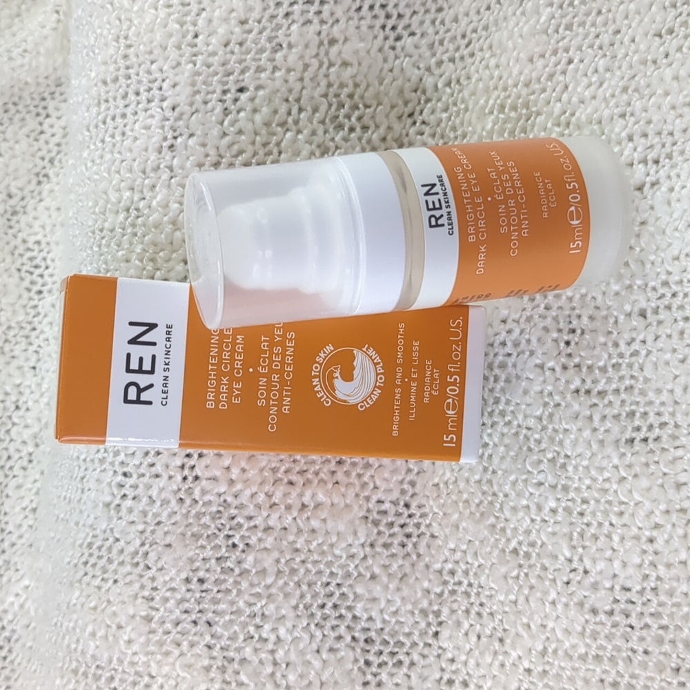 REN Radiance Brightening Dark Circle Eye Cream, 15ml/0.50fl oz - Picture 2 of 11